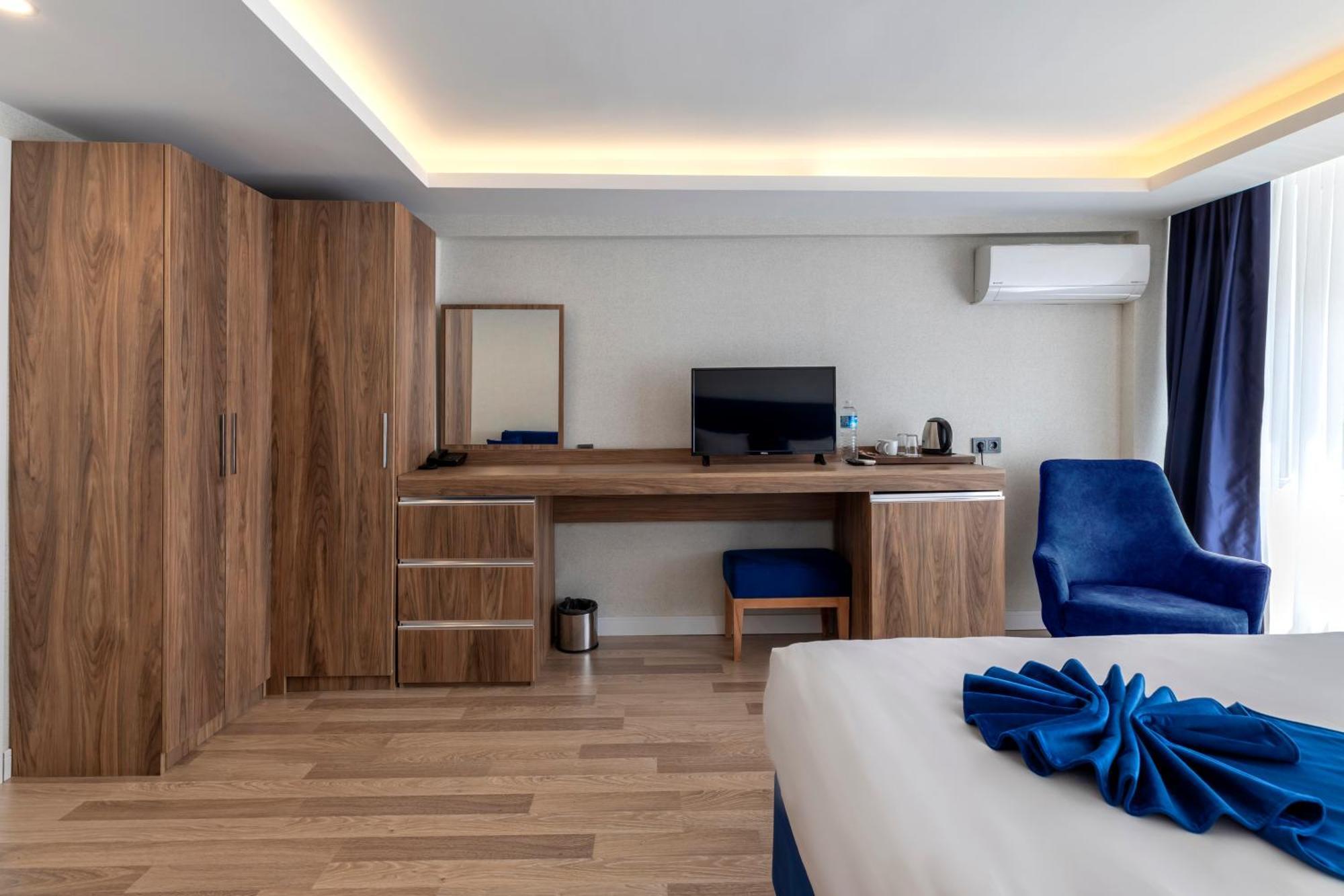 Union Hotel Port Истанбул Екстериор снимка